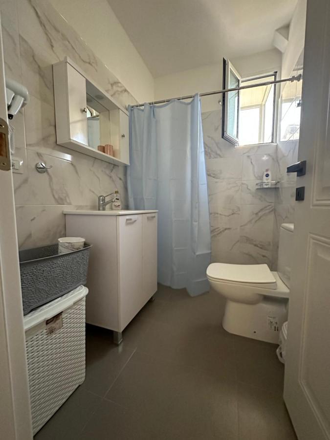 Vlora Central & Comfy Apartment Ngoại thất bức ảnh