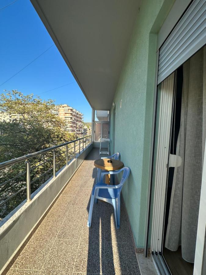 Vlora Central & Comfy Apartment Ngoại thất bức ảnh