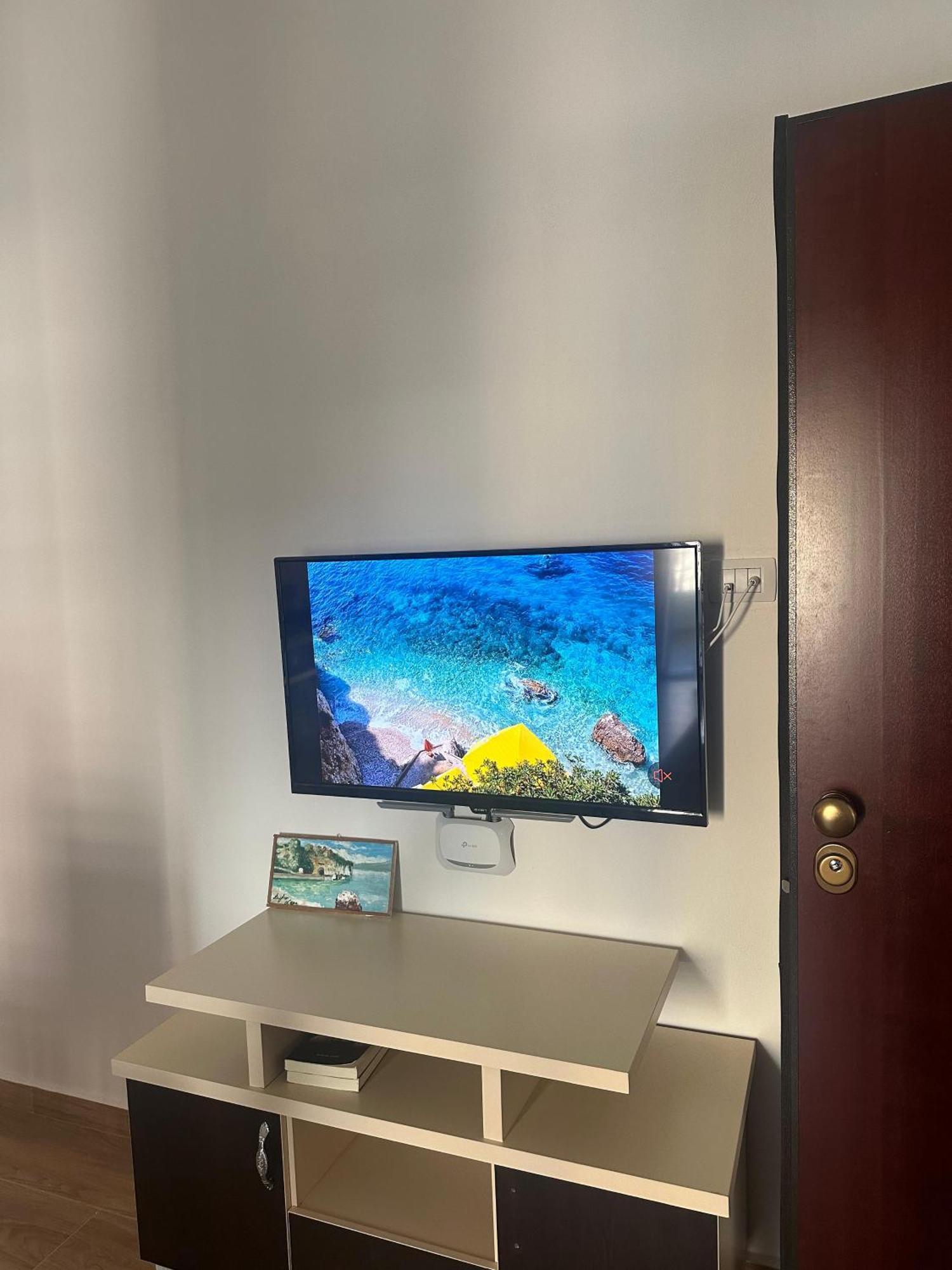 Vlora Central & Comfy Apartment Ngoại thất bức ảnh